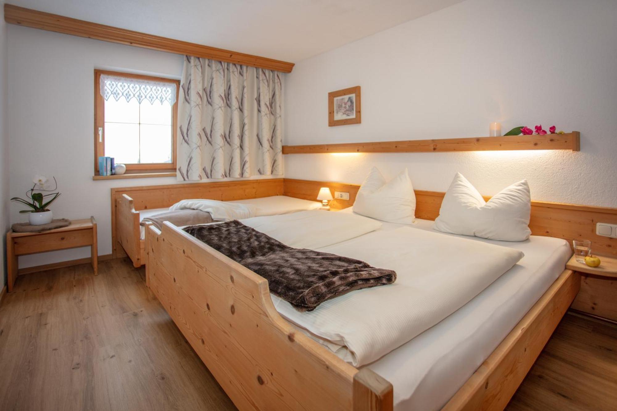 Ferienwohnungen Wolf Holzgau Luaran gambar